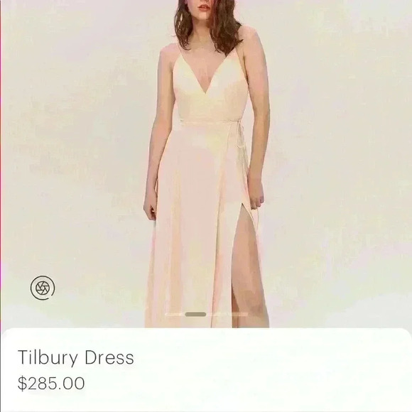 Fame and Partners Dresses & Skirts - Fame and Partners Tilbury dress Women’s size 6 wedding guest dress